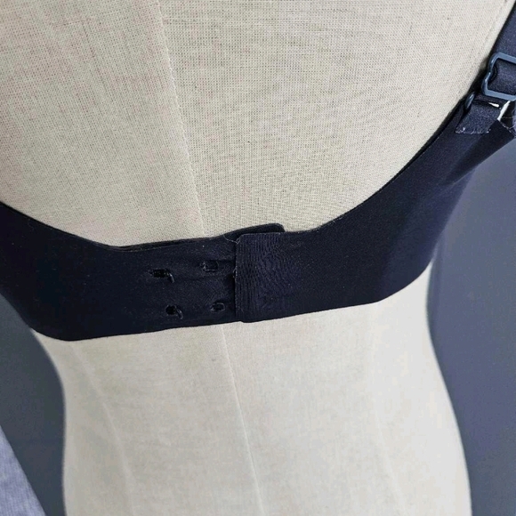 lululemon athletica Black Women's Bra - Picture 4 of 5
